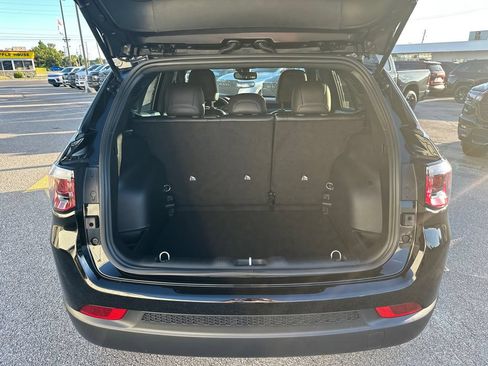 New 2026 Jeep Compass Latitude AWD/4WD image 17