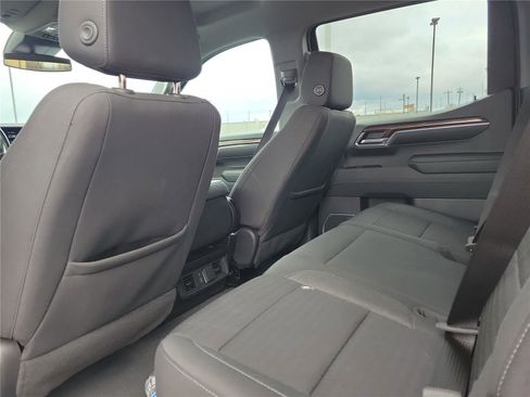 Used 2023 Chevrolet Silverado 1500 LT AWD/4WD image 14