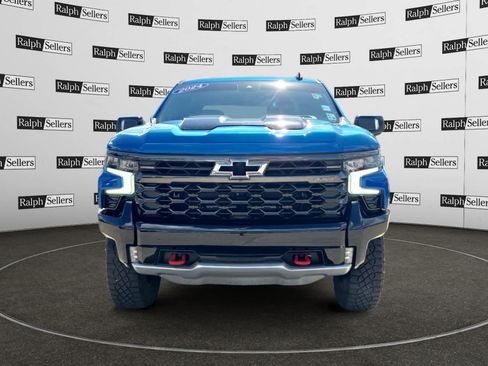 Used 2024 Chevrolet Silverado 1500 ZR2 w/ Technology Package AWD/4WD image 8