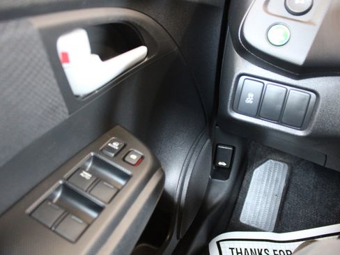 Used 2012 Honda Insight LX image 24