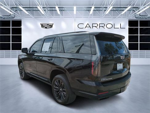 Certified 2025 Cadillac Escalade Sport w/ LPO, ONYX Package image 5