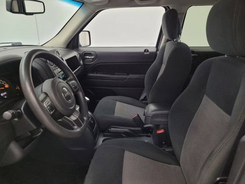 Used 2015 Jeep Patriot Sport w/ Power Value Group FWD image 17