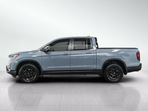 Used 2025 Honda Ridgeline TrailSport+ image 2