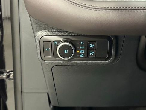 New 2026 Ford Explorer Platinum image 15