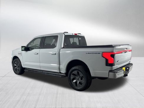 Used 2023 Ford F150 Lightning Lariat image 5