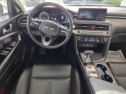 Used 2025 Genesis G70 2.5T RWD image 8