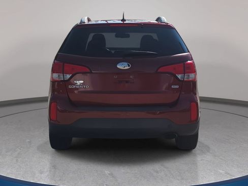 Used 2015 Kia Sorento LX FWD image 6