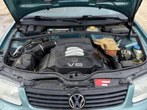 Used 1999 Volkswagen Passat GLS FWD image 17