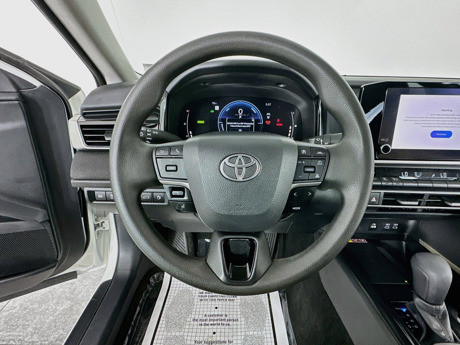 Used 2025 Toyota Camry LE FWD image 13