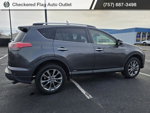 Used 2017 Toyota RAV4 Limited image 8