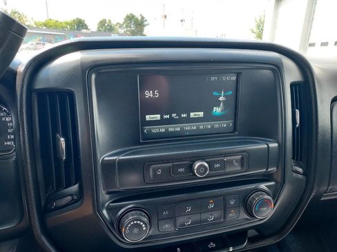 Used 2018 Chevrolet Silverado 1500 W/T image 15