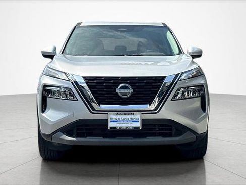Used 2023 Nissan Rogue SV image 8