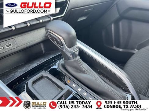 Used 2025 Chevrolet Colorado LT w/ Advanced Trailering Package RWD image 28