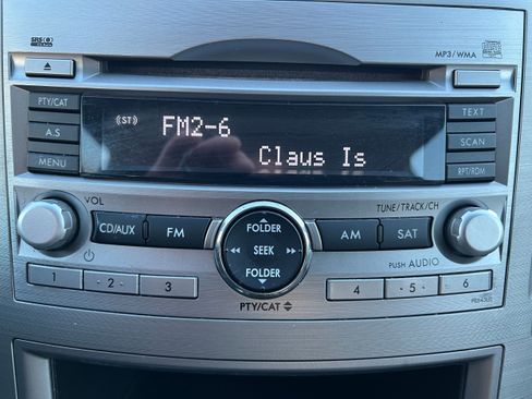 Used 2011 Subaru Legacy 2.5i image 18