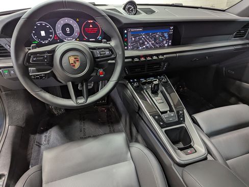Used 2025 Porsche 911 Carrera S image 27
