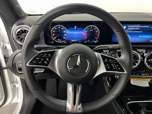 New 2026 Mercedes-Benz CLA 250 4MATIC image 26