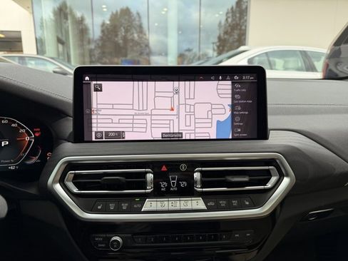 Certified 2024 BMW X4 M40i w/ Premium Package image 8