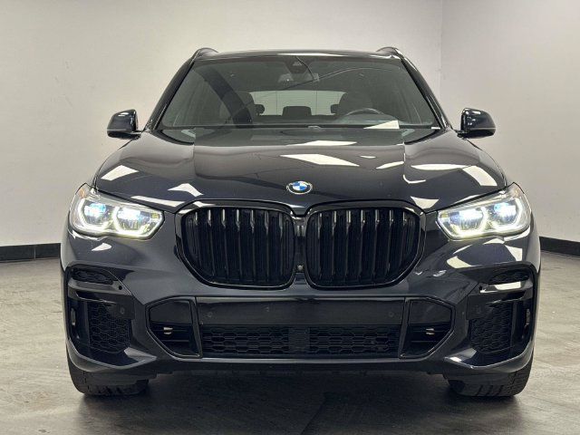 Used 2023 BMW X5 M50i w/ Executive Package AWD/4WD image 4