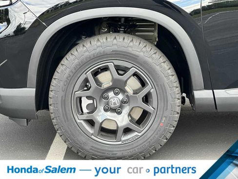 New 2025 Honda Pilot TrailSport image 25