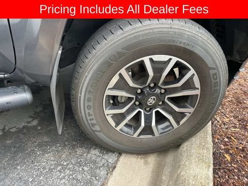 Used 2023 Toyota Tacoma TRD Sport w/ Advanced Technology Package AWD/4WD image 9