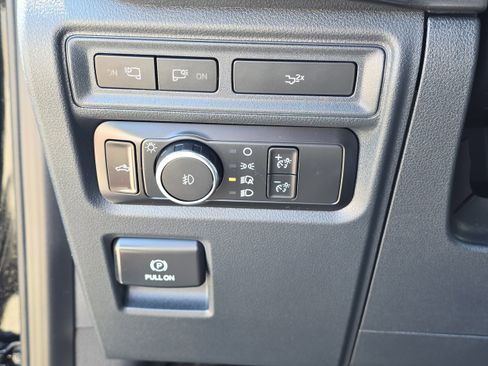 Certified 2022 Ford F150 XLT w/ Equipment Group 302A High image 23