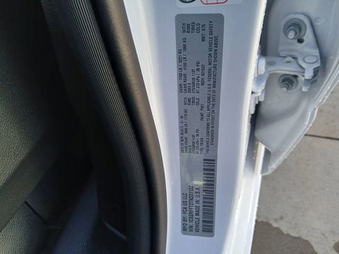 New 2026 RAM 1500 4x4 Crew Cab image 37