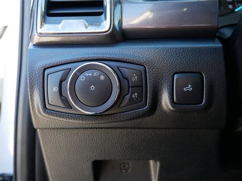 Used 2019 Ford Ranger Lariat w/ Equipment Group 501A Mid image 17