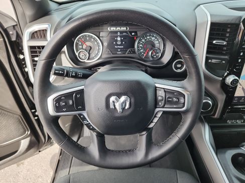 Used 2025 RAM 1500 Big Horn AWD/4WD image 18