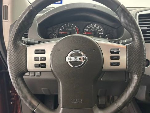 Used 2017 Nissan Frontier SV image 18