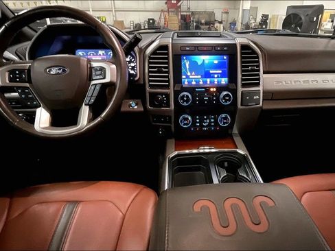 Used 2020 Ford F250 King Ranch w/ King Ranch Ultimate Package AWD/4WD image 14