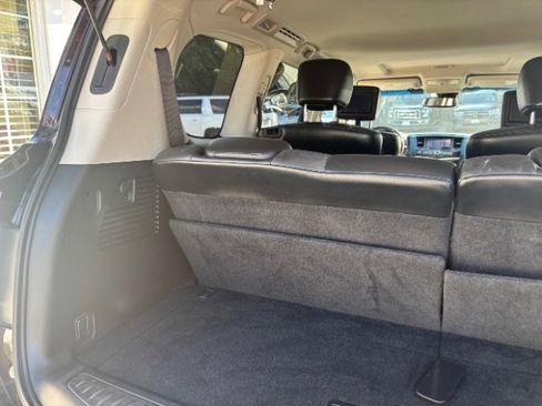 Used 2012 INFINITI QX56 4WD w/ Deluxe Touring Pkg image 50