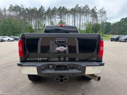 Used 2014 Chevrolet Silverado 2500 LTZ w/ LTZ Plus Package AWD/4WD image 5