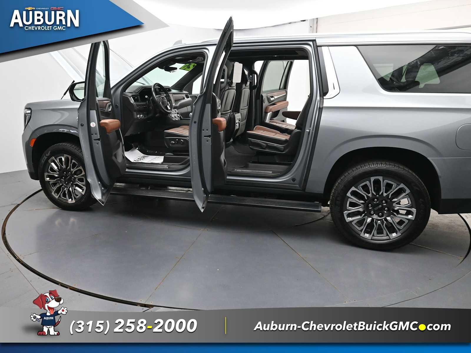 Used 2023 GMC Yukon XL Denali Ultimate AWD/4WD image 39