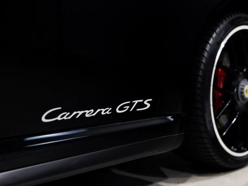 Used 2011 Porsche 911 GT3 RS image 27