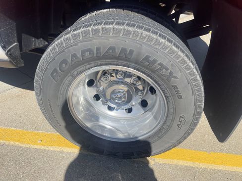 Used 2025 RAM 3500 Big Horn image 3