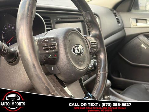 Used 2016 Kia Optima EX image 11