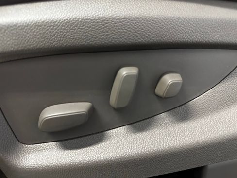 Used 2018 GMC Yukon Denali AWD/4WD image 25