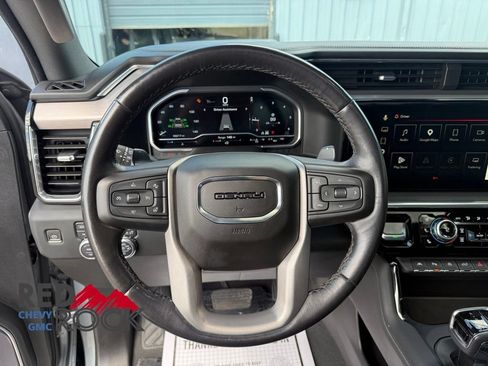 Used 2023 GMC Sierra 1500 Denali w/ Denali Reserve Package AWD/4WD image 16