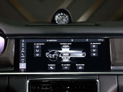 Used 2021 Porsche Panamera Turbo S w/ Assistance Package image 43