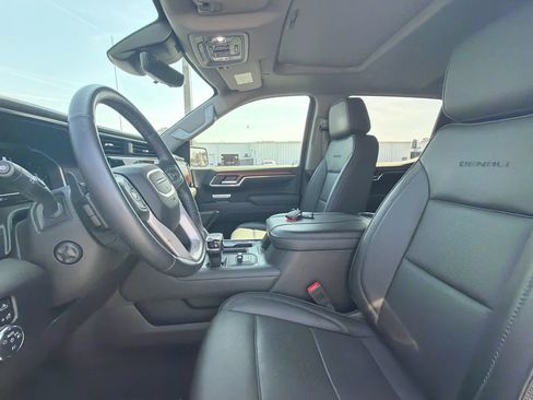 Used 2023 GMC Sierra 1500 Denali w/ Denali Reserve Package image 9