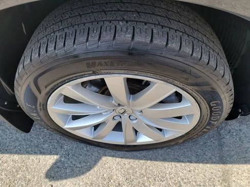 Used 2018 Volvo XC90 T6 Momentum w/ Convenience Package AWD/4WD image 37