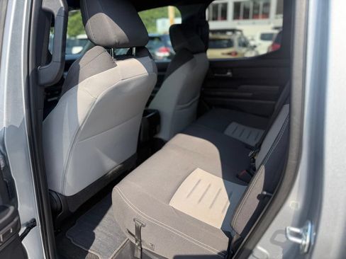 Used 2024 Toyota Tacoma TRD Off-Road AWD/4WD image 16