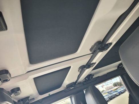 Certified 2025 Ford Bronco Badlands image 20