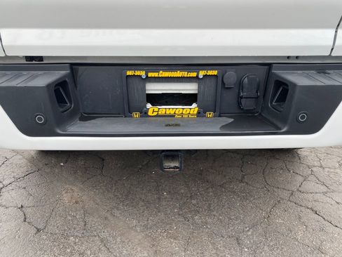 Used 2025 Ford F150 Platinum w/ Equipment Group 703A Plus AWD/4WD image 3