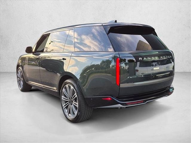 New 2027 Land Rover Range Rover Long Wheelbase SE AWD/4WD image 8