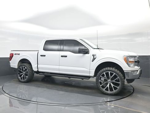 Used 2022 Ford F150 XLT w/ Equipment Group 301A Mid AWD/4WD image 8