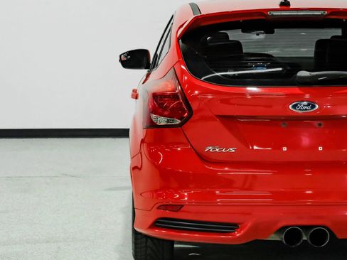 Used 2013 Ford Focus ST FWD image 56