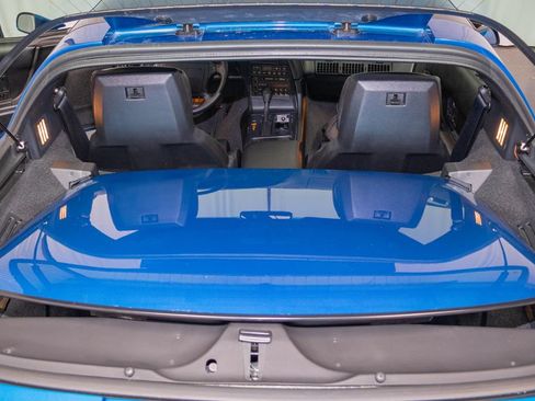 Used 1992 Chevrolet Corvette Coupe RWD image 15
