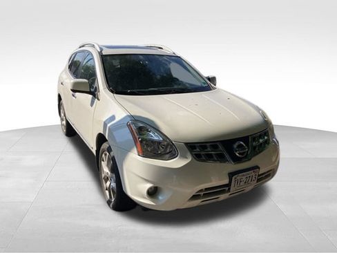 Used 2012 Nissan Rogue SL AWD/4WD image 15