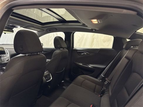 Certified 2024 Chevrolet Malibu LT image 14